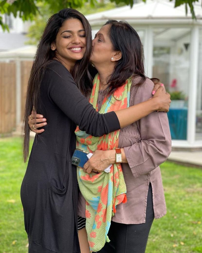Alka kubal congratulations movie shooting in london photos