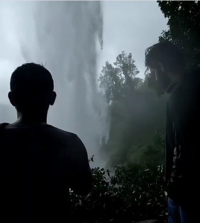 Amit Thackeray trekking