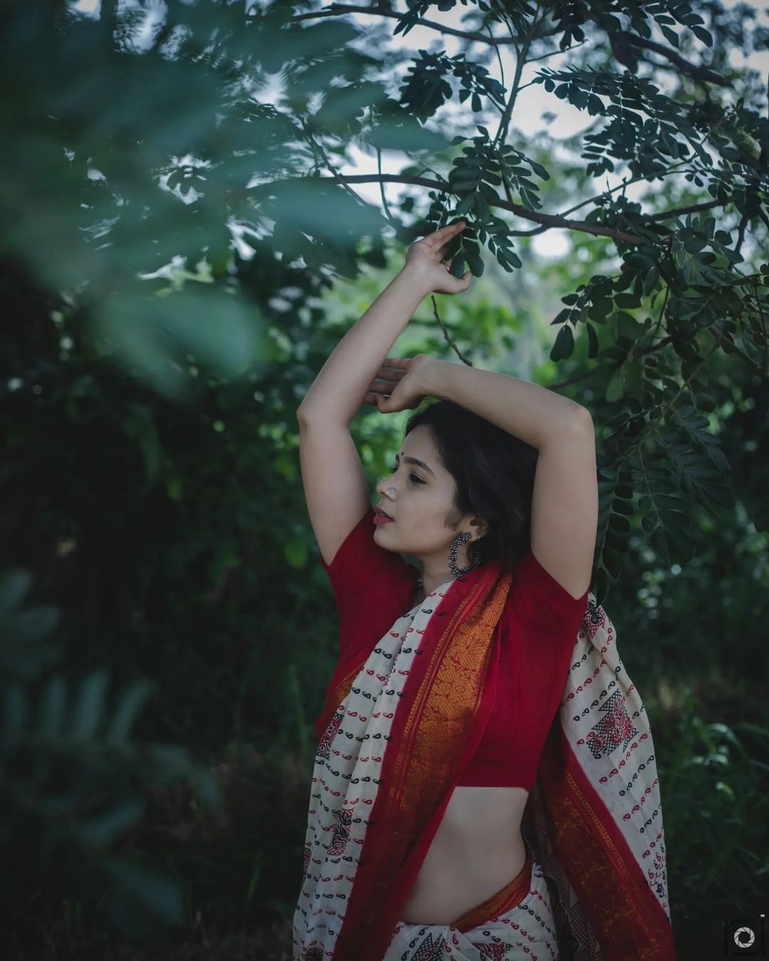 Bhagyashree Milind White Saree Photoshoot