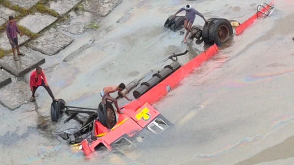 12 dead as Maharashtra Roadways bus falls off bridge in MP Dhar