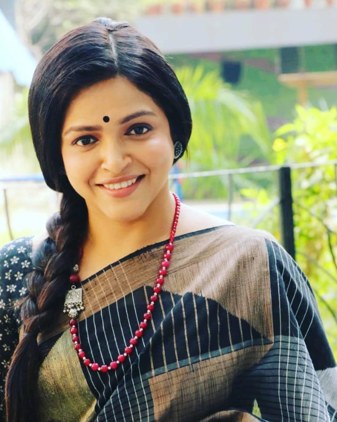 Deepa Parab Chaudhari New Serial Zee Marathi