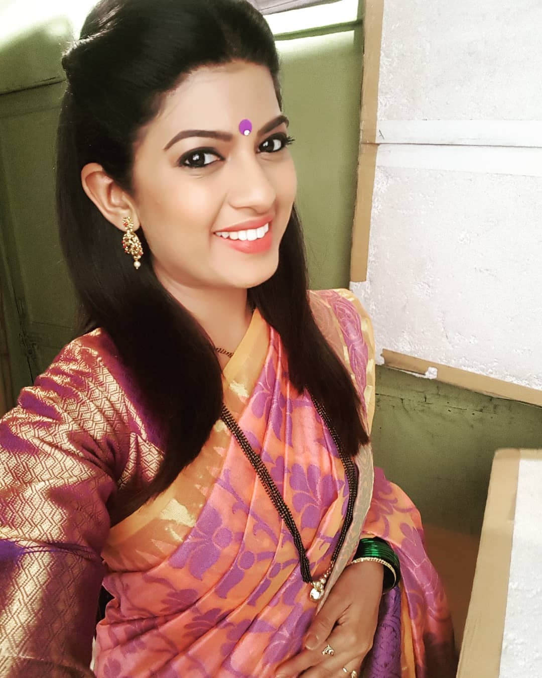 Dhanashri Kadgaonkar Tu Chal Pudha Zee Marathi