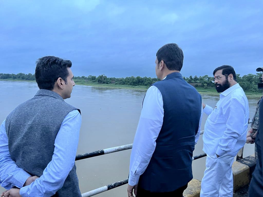Eknath Shinde Devendra Fadnavis Vidarbha Gadchiroli Flood