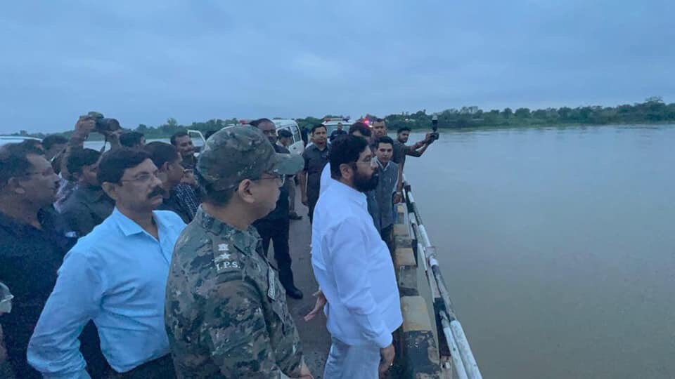 Eknath Shinde Devendra Fadnavis Vidarbha Gadchiroli Flood