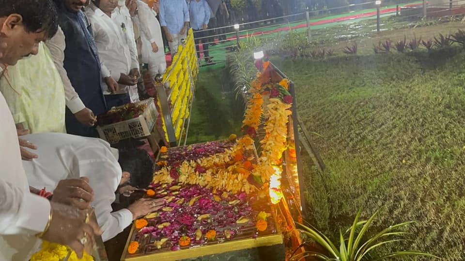 Eknath Shinde Visited Smarak Mumbai Thane Photos
