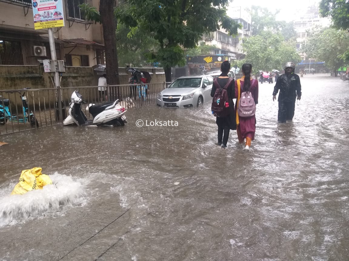 Mumbai Heavy Rainfall Waterlogged