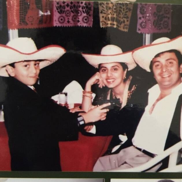 Birthday Special neetu kapoor rishi kapoor ranbir family photos