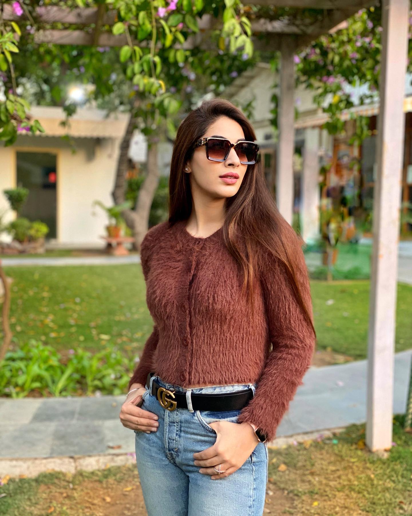 IAS athar amir khan pheoncy dr Mehreen Qazi glamorous photos