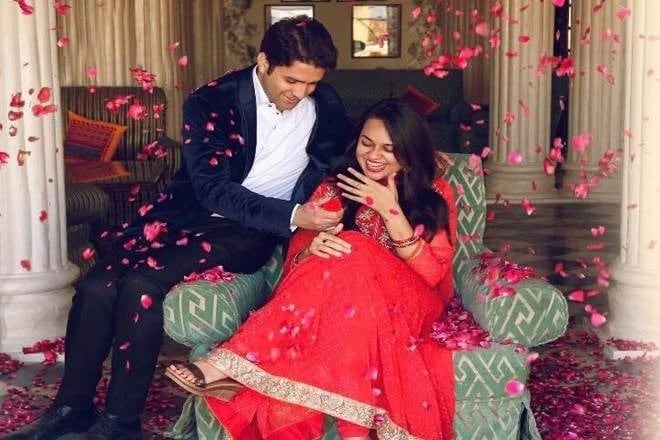IAS officer tina dabi with her ex husband athar amir khan 