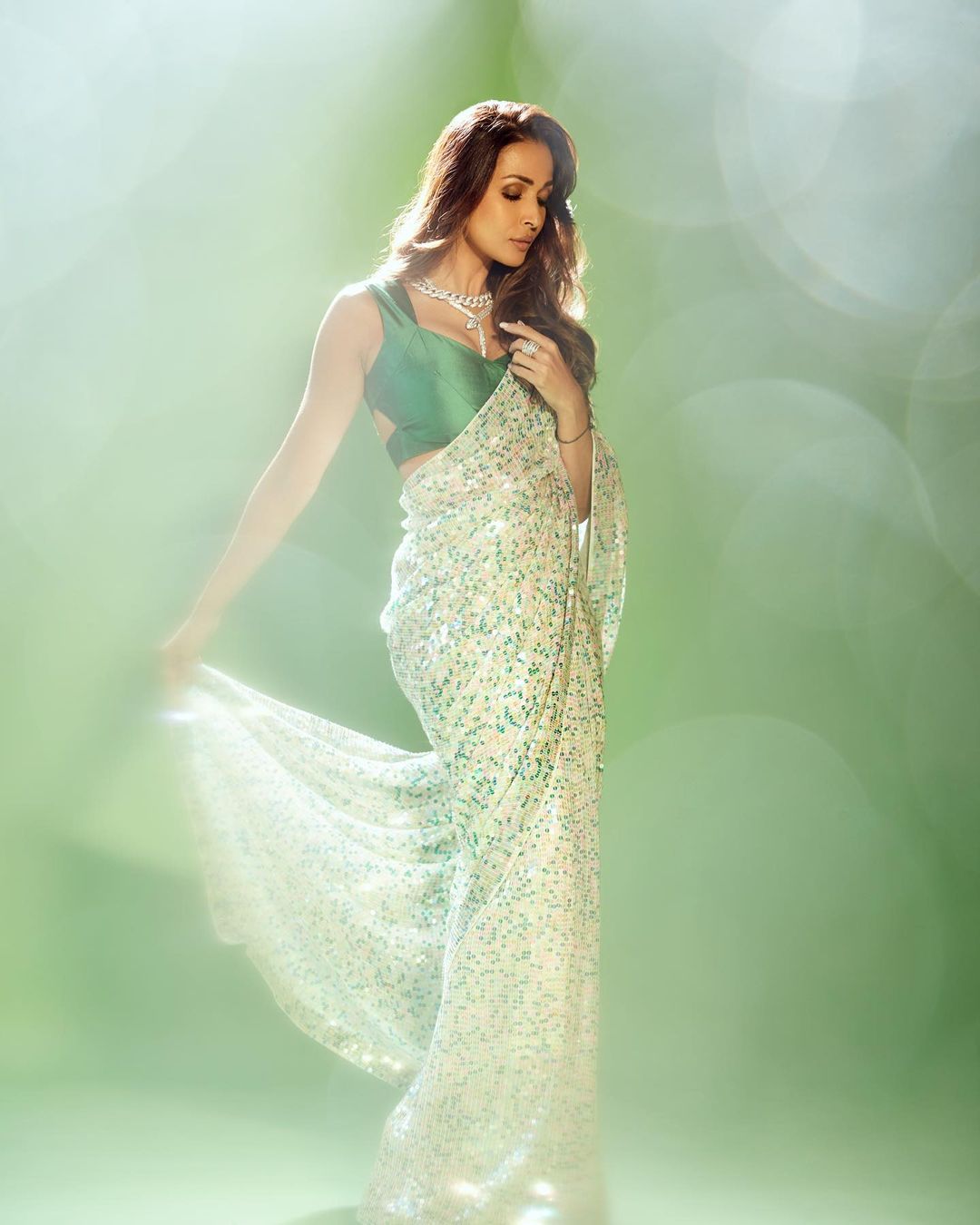 Malaika Arora White Saree Hot Look