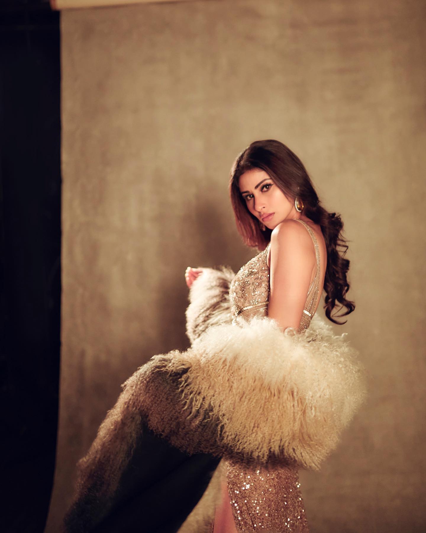 bollywood actress mouni roy photos 