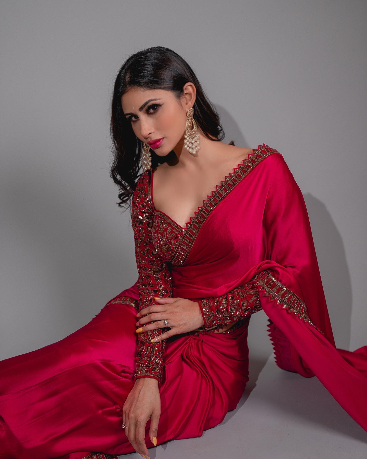 Mouni Roy shared bikini look bold photos