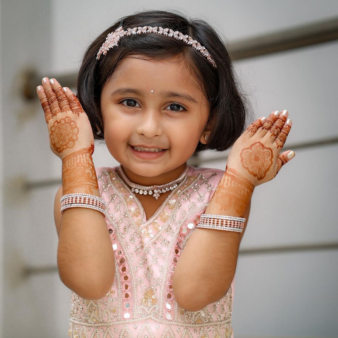 Mazhi Tuzhi Reshimgath Myra Vaikul Paithani Saree