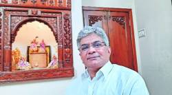 BMC Election 2022 : माजी विरोधी पक्षनेते रवी राजा यांना वॉर्ड शोधण्यासाठी करावी लागणार कसरत