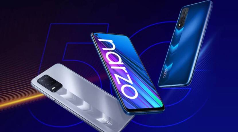 Realme Narzo 30 5G ४ GB RAM + ६४ GB स्टोरेज आणि ६ GB RAM + १२८ GB स्टोरेज या दोन व्हेरिएंटमध्ये अनुक्रमे १४,९९९ रुपये आणि १६,९९९ रुपये आहे.