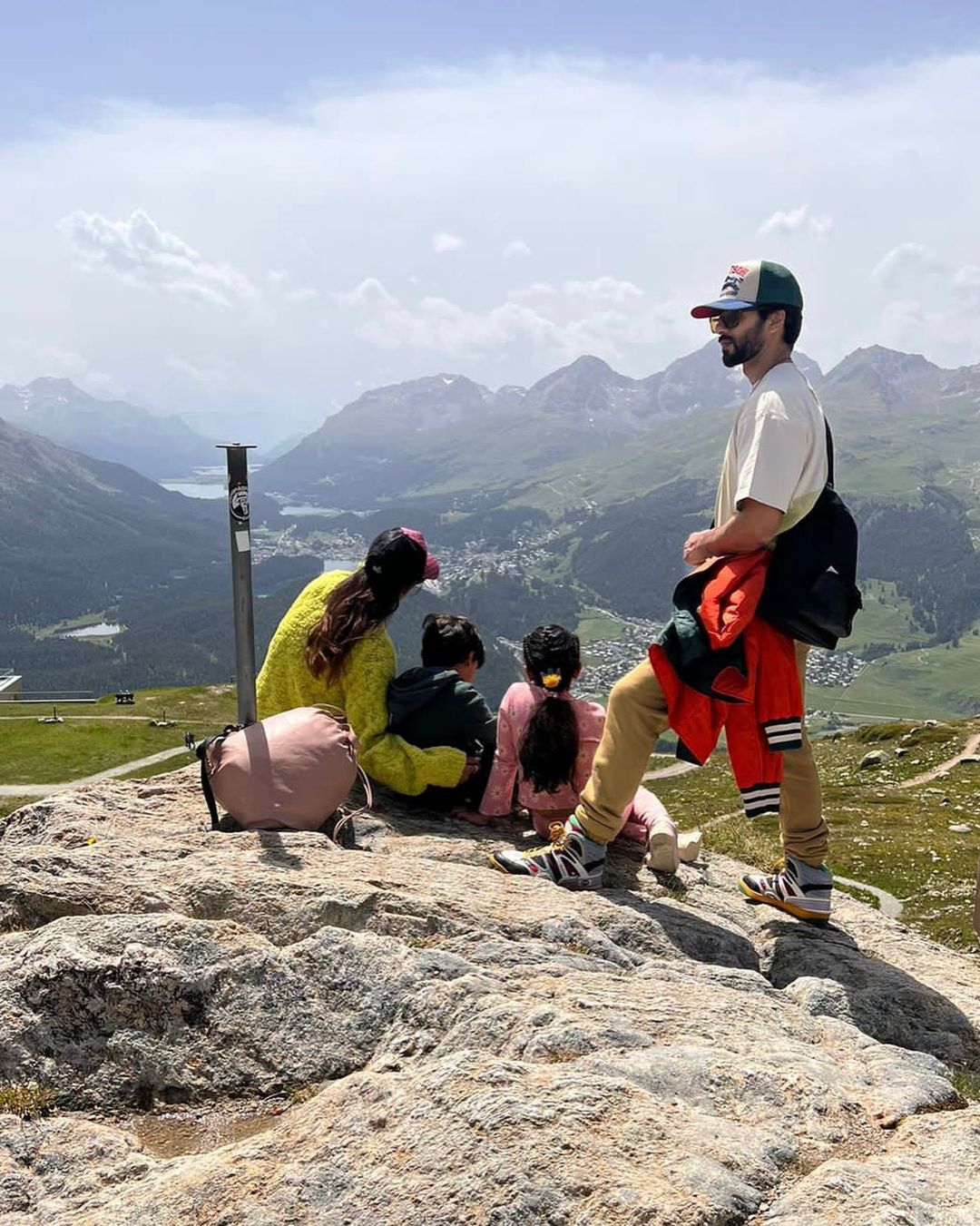 Shahid Kapoor Mira Rajput Europe Trip