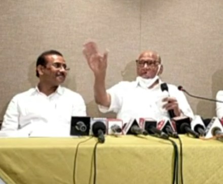 sharad pawar interacts with NCP party workers of Marathwada on current political situation