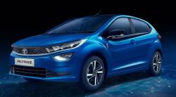 केवळ ७४ हजारांमध्ये घरी घेऊन जा ही हॅचबॅक कार, जाणून घ्या ऑफर