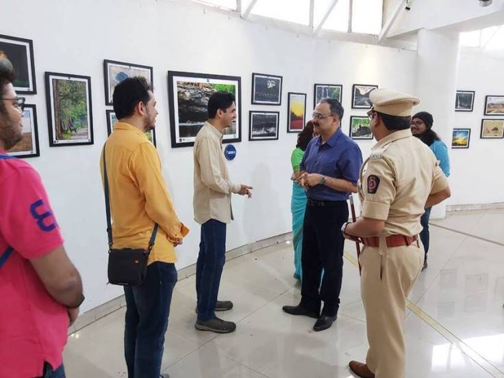 विवेक फणसळकर यांनी ठाणे पोलीस आयुक्त आणि महाराष्ट्र एटीएस प्रमुख अशा महत्त्वाच्या पदांवर सेवा बजावली आहे.
