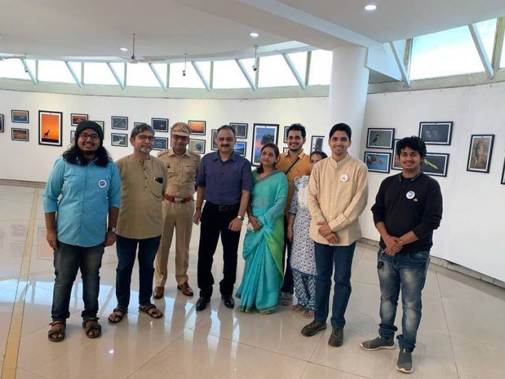 विवेक फणसळकर हे महाराष्ट्राचे माजी राज्यपाल पीसी अलेक्झांडर यांचे एडीसीही होते.
