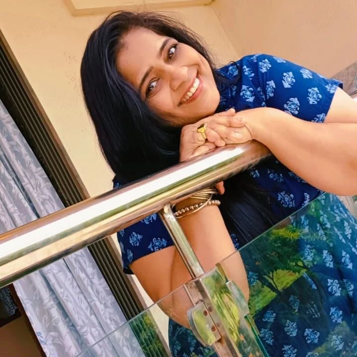 Vishakha Subhedar Thipkyanchi Rangoli Serial Photos