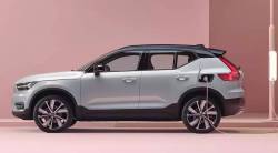 २ तासात विकला गेला ‘या’ इलेक्ट्रिक SUV चा स्टॉक, २०२३ साठी प्री बुकिंग सुरु, जाणून घ्या किंमत आणि फीचर्स