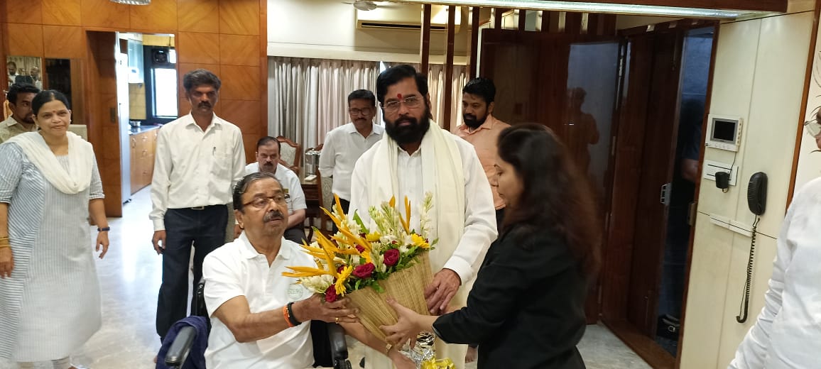 Chief Minister Eknath Shinde meets Shiv Sena MP Gajanan Kirtikar