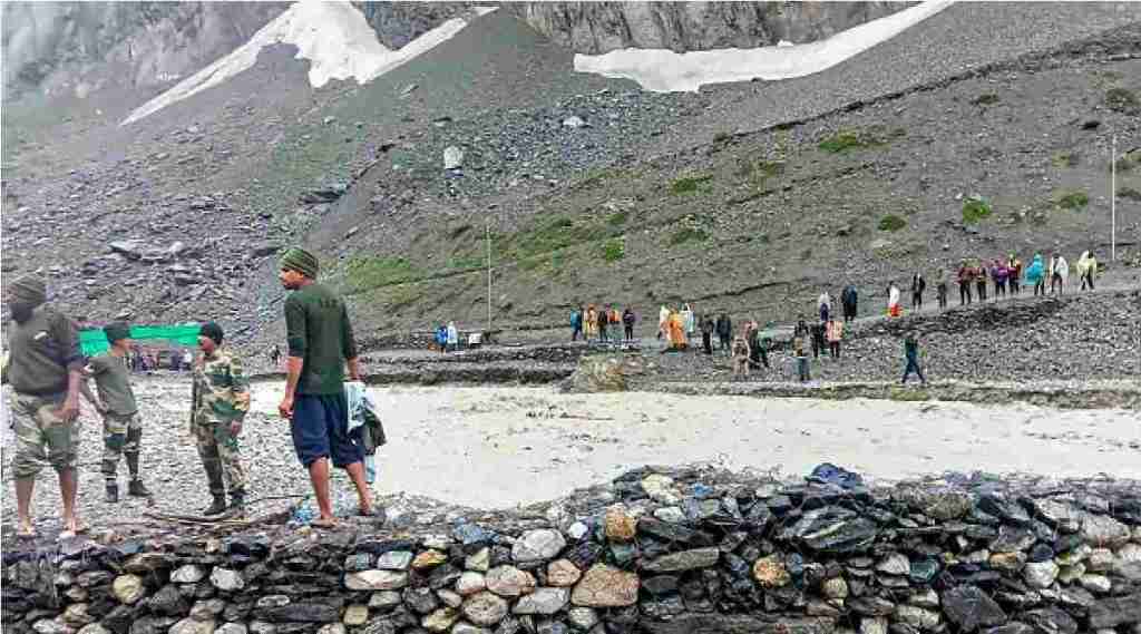 cloud brust in amarnath-yatra