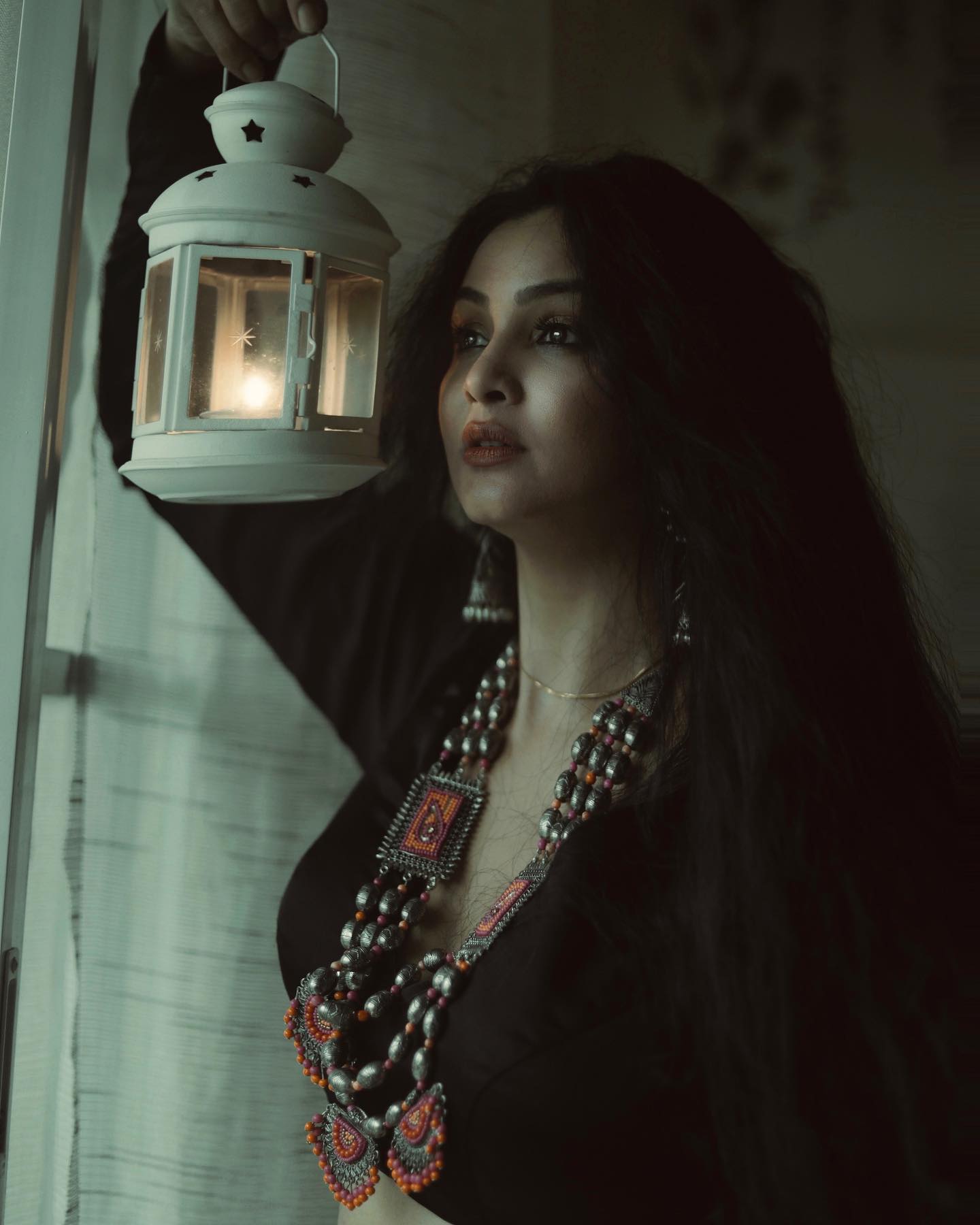bhabhiji ghar par hai anguri bhabhi fame actress shubhangi atre 