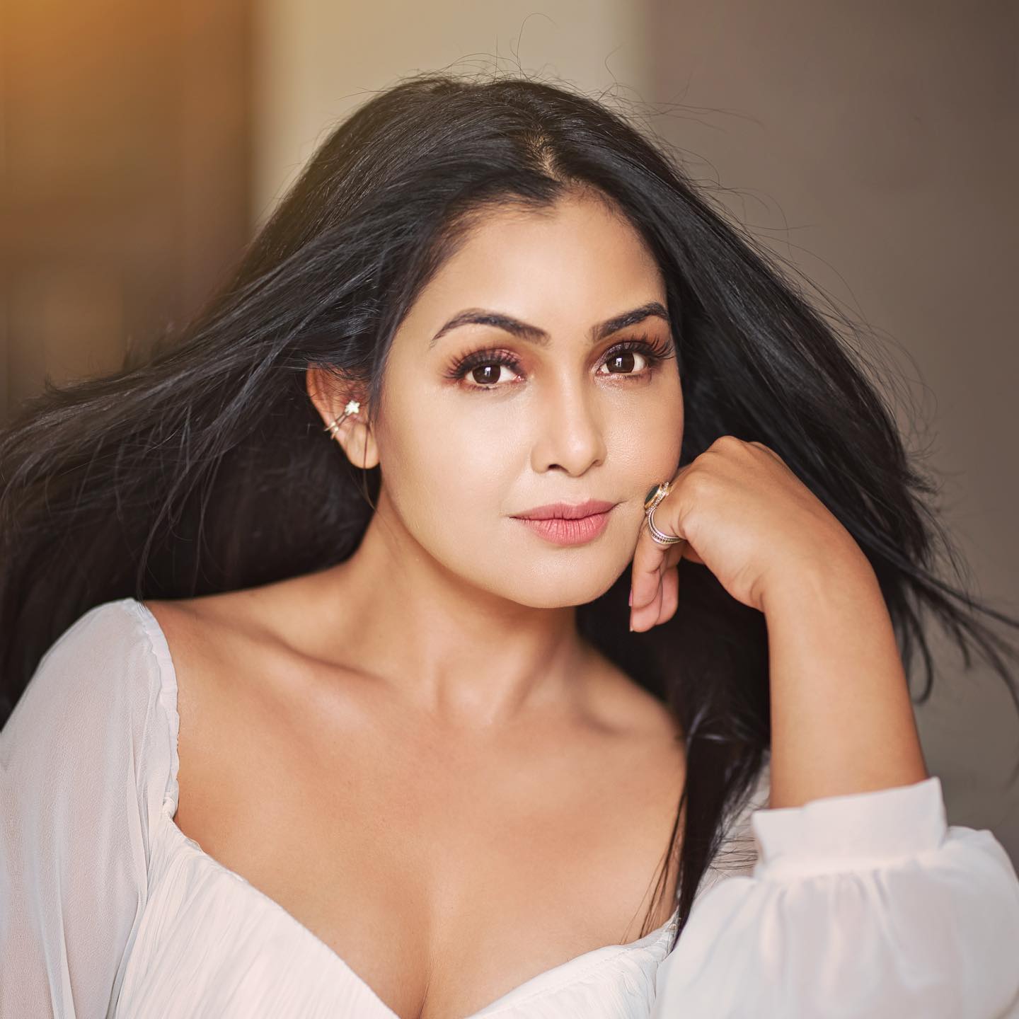 bhabhiji ghar par hai anguri bhabhi fame actress shubhangi atre 