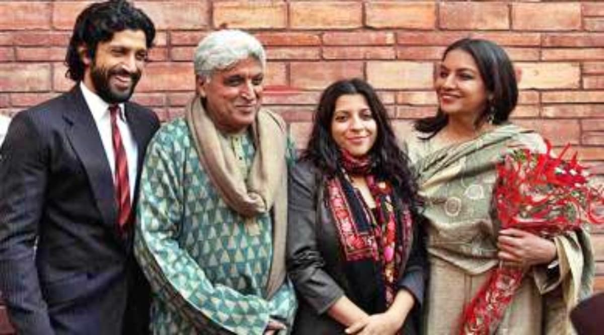पहिल्या बायकोशी लग्नानंतर त्यांना मुलगा फरहान अख्तर आणि मुलगी जोया अख्तर ही दोन अपत्ये आहेत. (Photo: Indian Express)