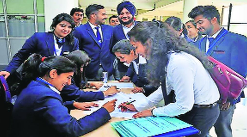 ( प्रतिनिधिक छायाचित्र )