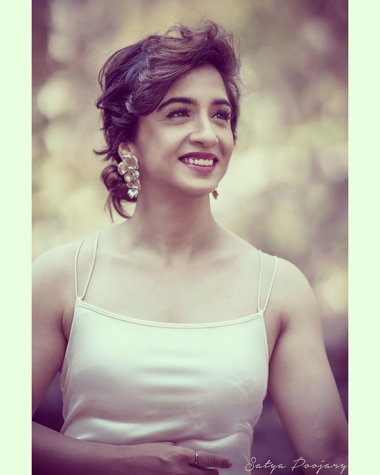 marathi actress snehalata vasaikar glamorous photoshoot