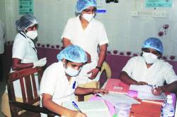 आरोग्य सेवेतील महिलांवर वेतनाबाबत जगभरातच अन्याय