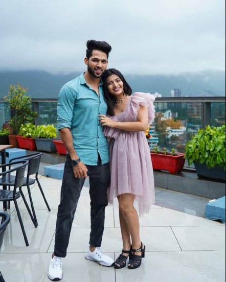 रुचिराने नुकतंच इन्स्टाग्रामवर तिच्या बॉयफ्रेंडसोबतचा फोटो पोस्ट केला आहे. याला कॅप्शन देताना ती म्हणाली, 'डॉ. रोहित शिंदे वाढदिवसाच्या हार्दिक शुभेच्छा. जुलै महिना आपला आहे', असे रुचिराने कॅप्शनमध्ये म्हटले आहे.
