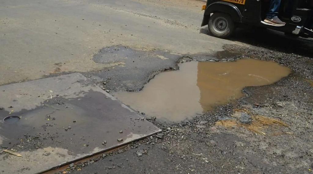 pothole in thane