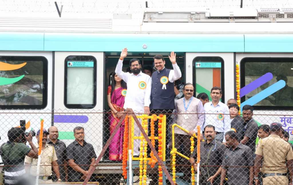 on underground Metro 3 route Metro Train started
