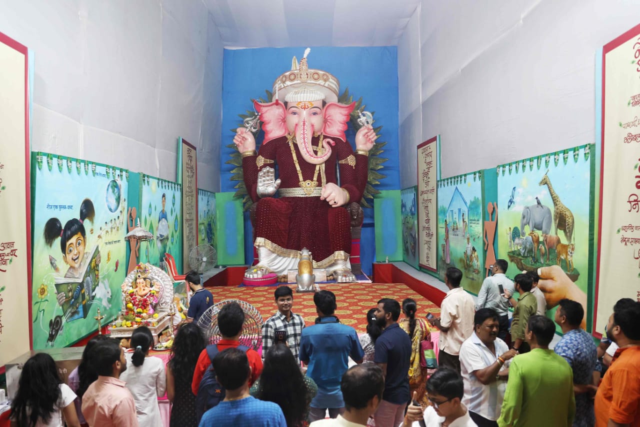 Famous Ganpati In Mumbai Lalbaug