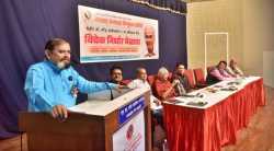 “संघटित धर्म हा विज्ञान विरोधी आहे”, विवेक निर्धार मेळाव्यात अच्युत गोडबोले यांचं वक्तव्य