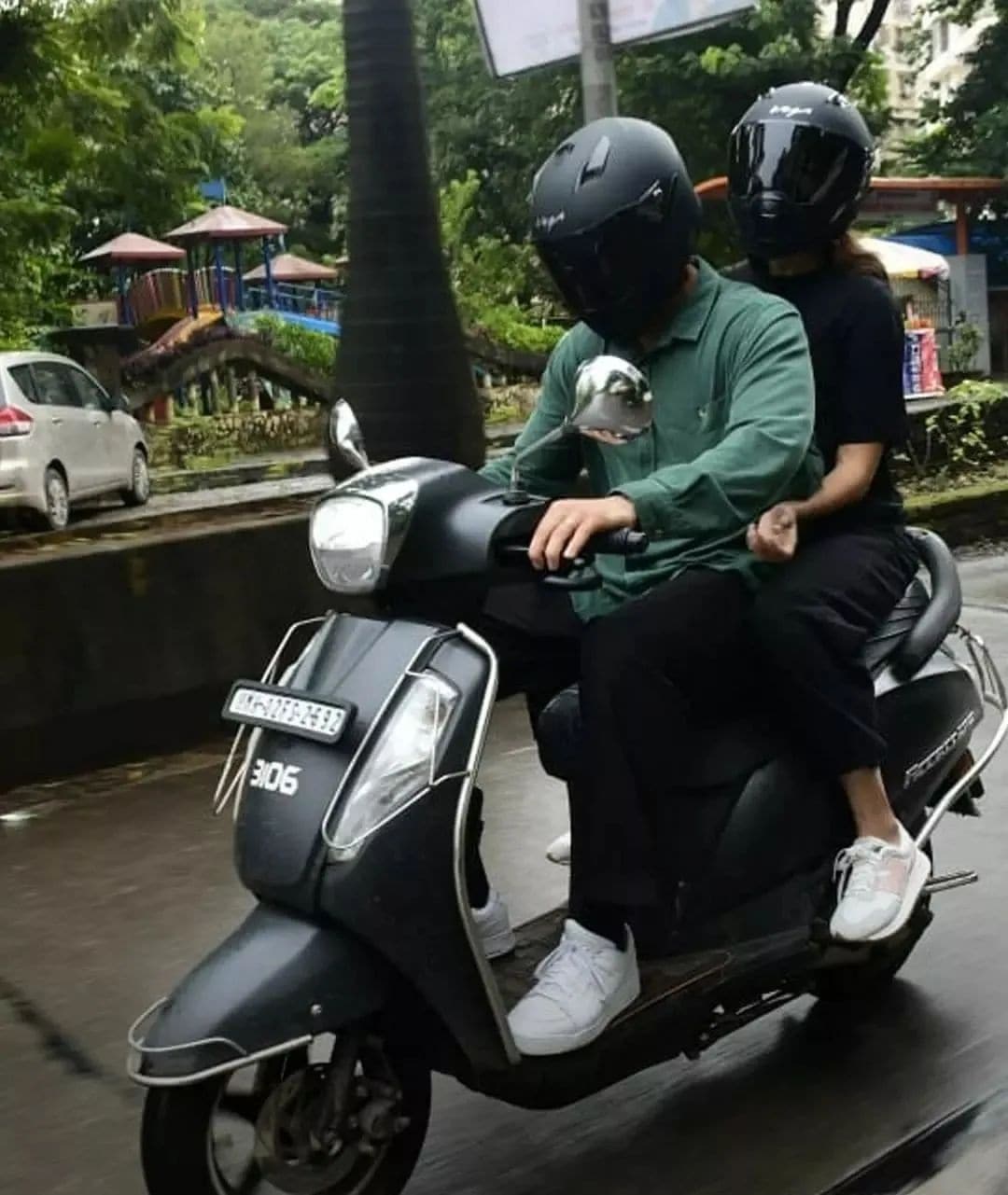 अनुष्का शर्मा आणि विराट कोहली हे दोघेही मुंबईत एका शूटनंतर एकत्र फिरायला गेले होते.