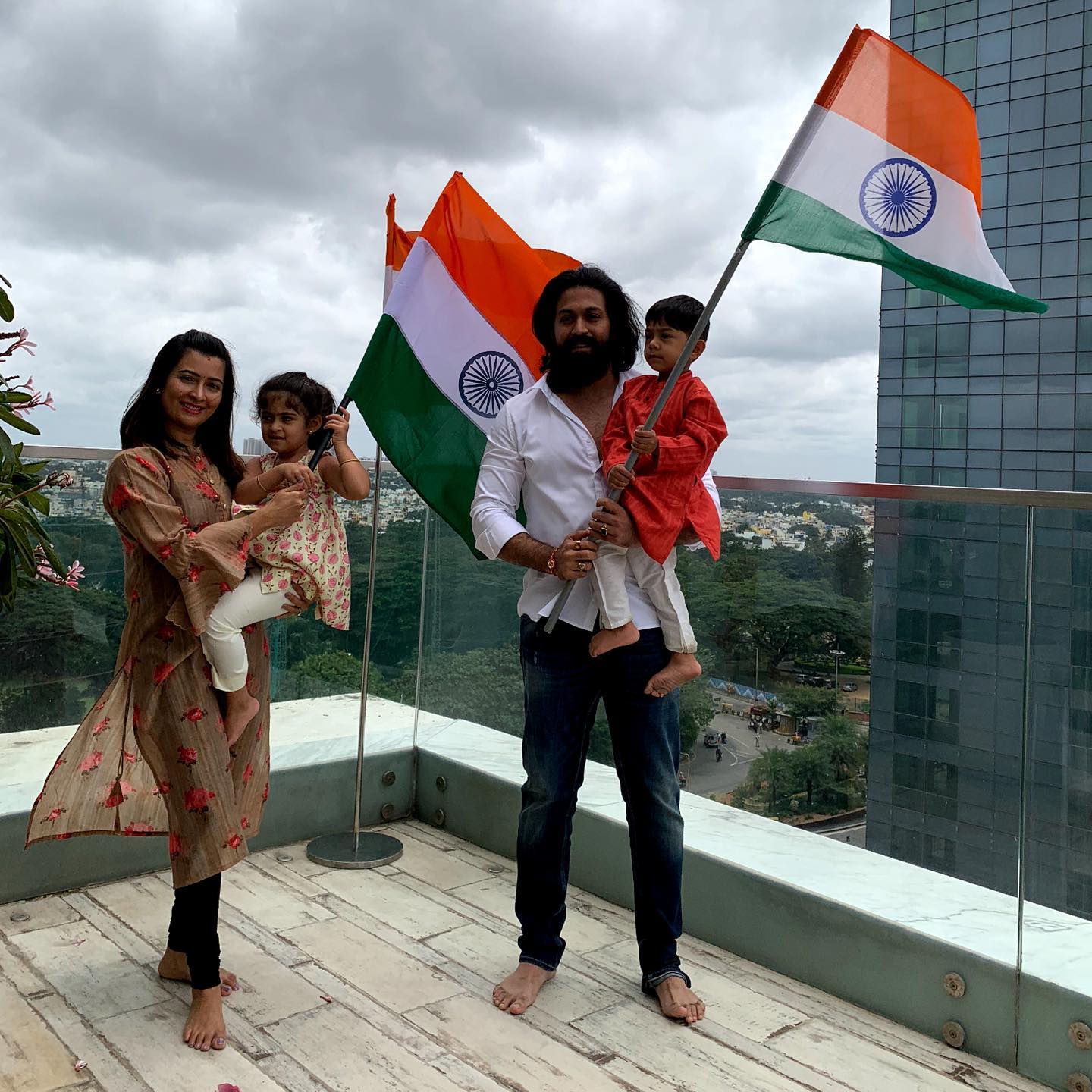 Celebrity celebrates 75th independence day 2022 photos