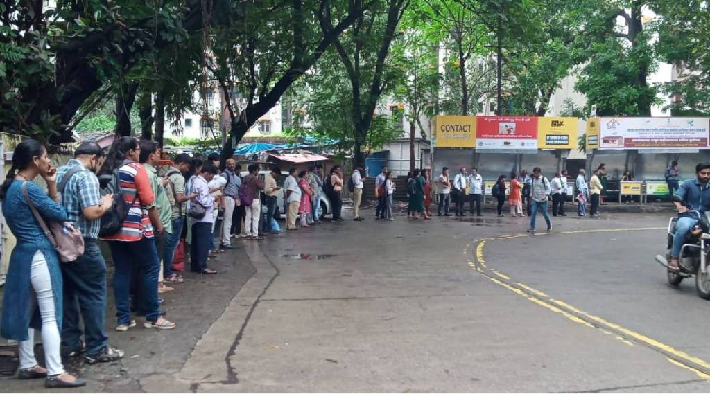 Dombivali bus stop