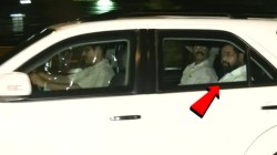 पुण्यातील वाहतूक कोंडीत अडकला मुख्यमंत्र्यांचा ताफा; CM शिंदे रस्त्याच्या कडेला जाऊन उभे राहिले असता पुणेकरांनी केली तक्रार अन् त्यानंतर…