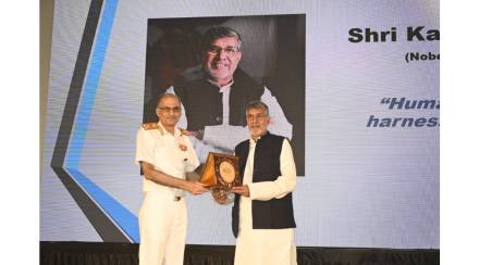 ( नोबेल पारितोषिक विजेते कैलाश सत्यार्थी ) ( नोबेल पारितोषिक विजेते कैलाश सत्यार्थी )