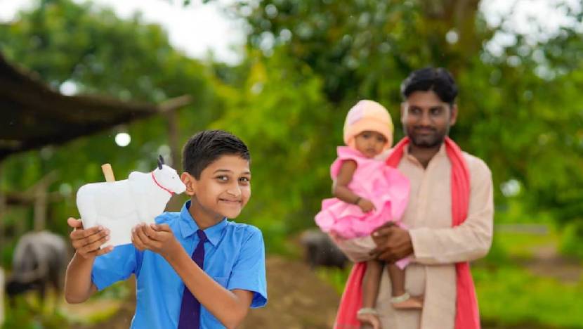 या अंतर्गत नवजात बालकाच्या आईला ५००० रुपयांची आर्थिक मदत दिली जाते. ही योजना १ जानेवारी २०१७ रोजी सरकारने सुरू केली होती.