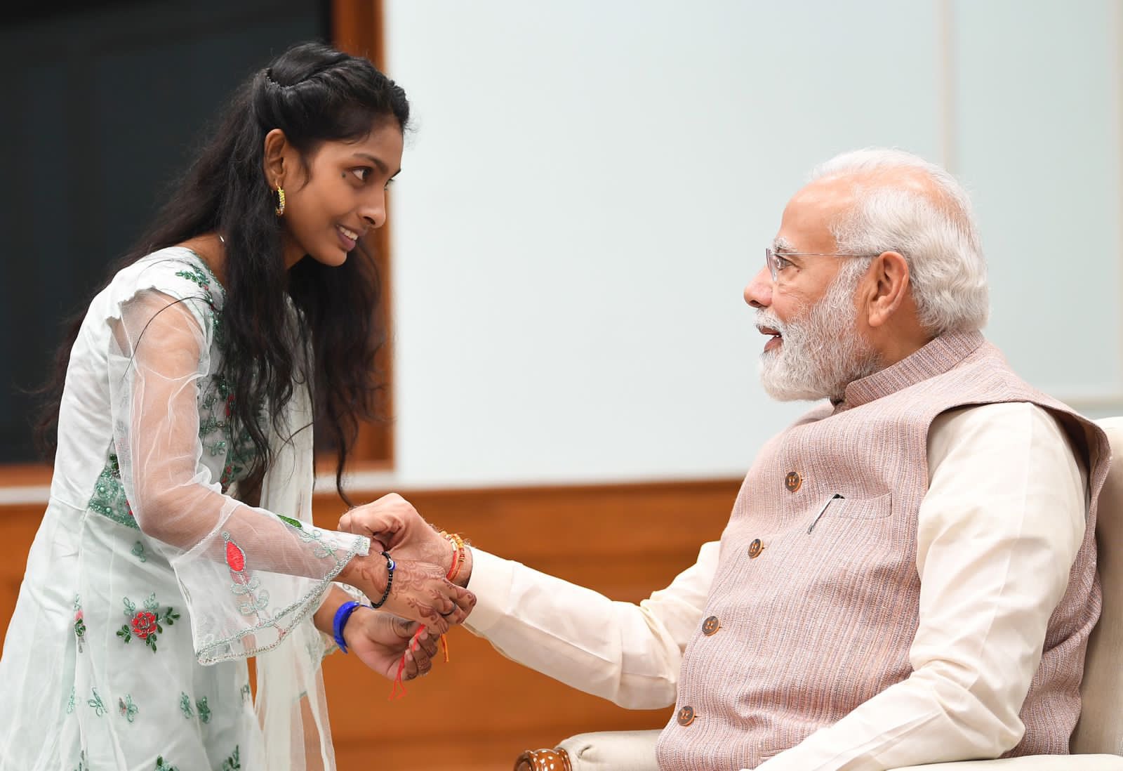 PM Modi Raksha Bandhan
