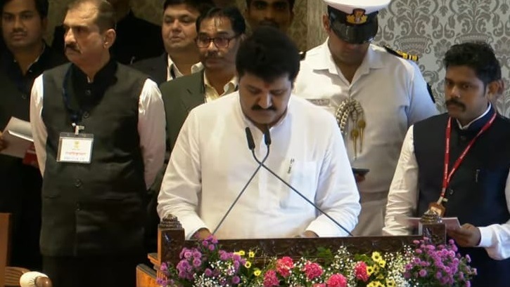 eknath shinde devendra fadnavis maharashtra government cabinet expansion CM gives reason why Sanjay Rathod given minister oath even after pooja chavan case issue