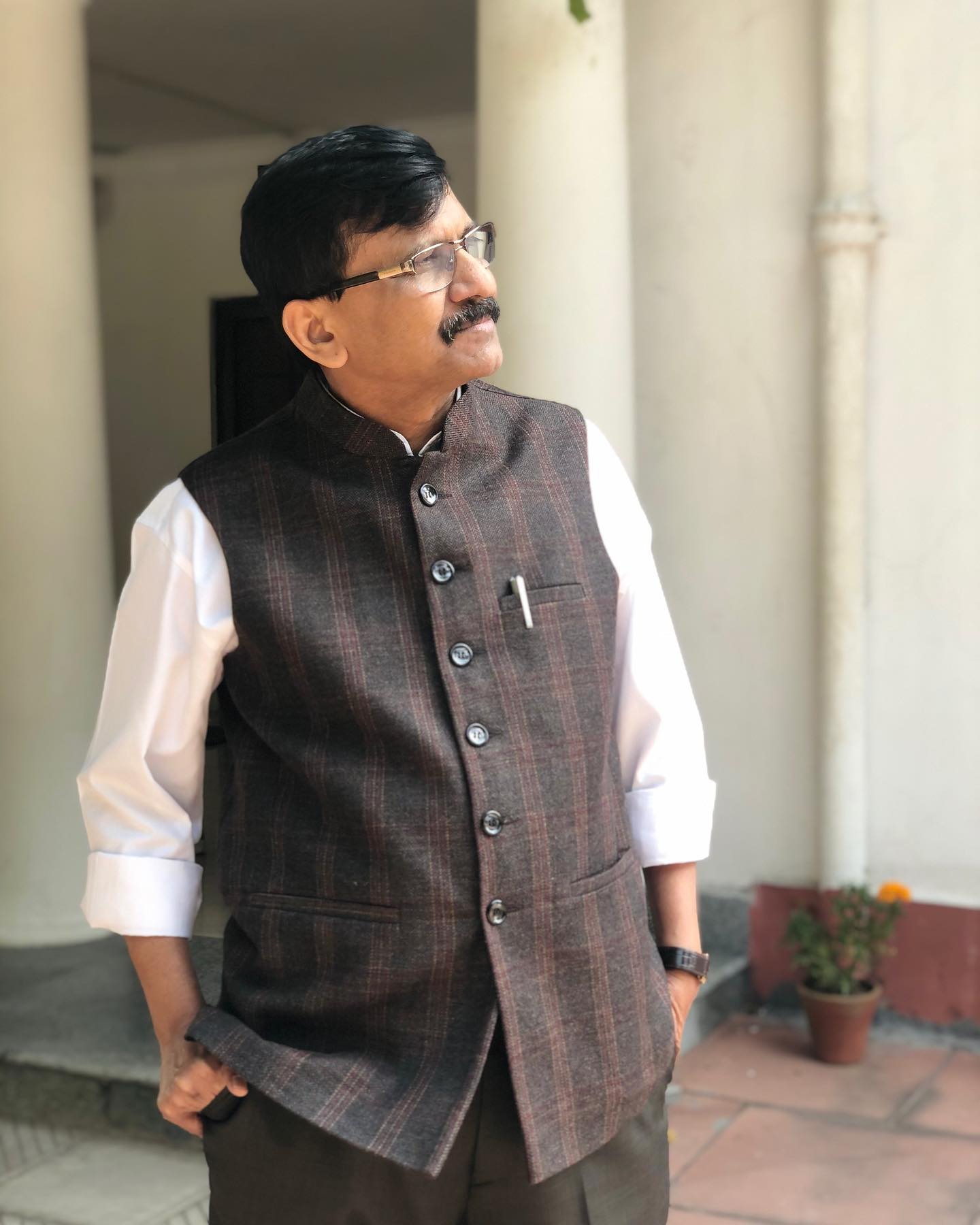 Sanjay raut ed news know about his property 