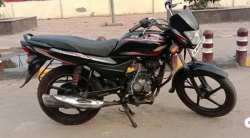 मोठी मायलेज देणारी Bajaj Platina केवळ १० हजारांच्या बजेटमध्ये, वाचा ऑफर