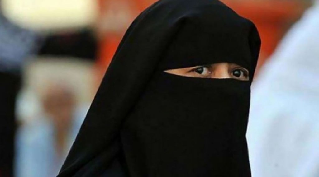 A man wear a veil to meet his girlfriend